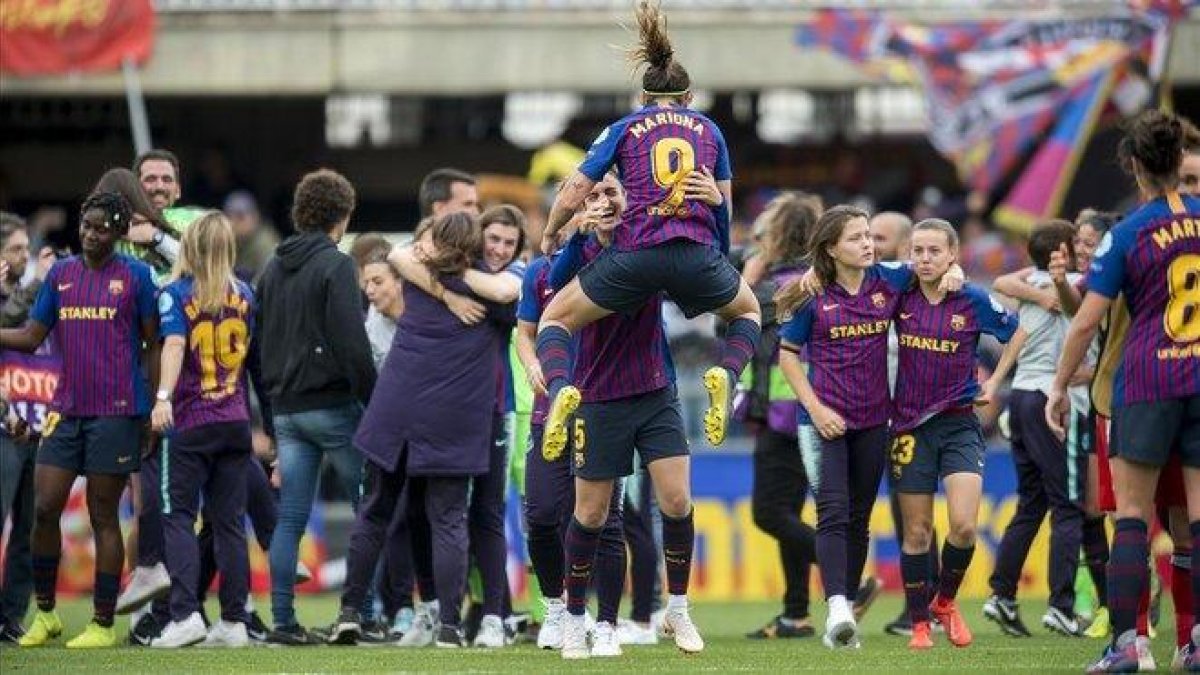 Las chicas del Barça celebrando el pase a la final de la Champions.-