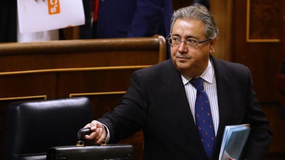 El ministro del Interior, Juan Ignacio Zoido, en el Congreso.-AGUSTÍN CATALÁN