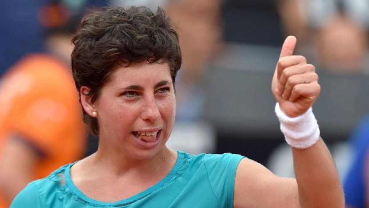 Carla Suárez celebra su victoria en el torneo de Roma, este sábado.-Foto: ETTORE FERRARI / EFE