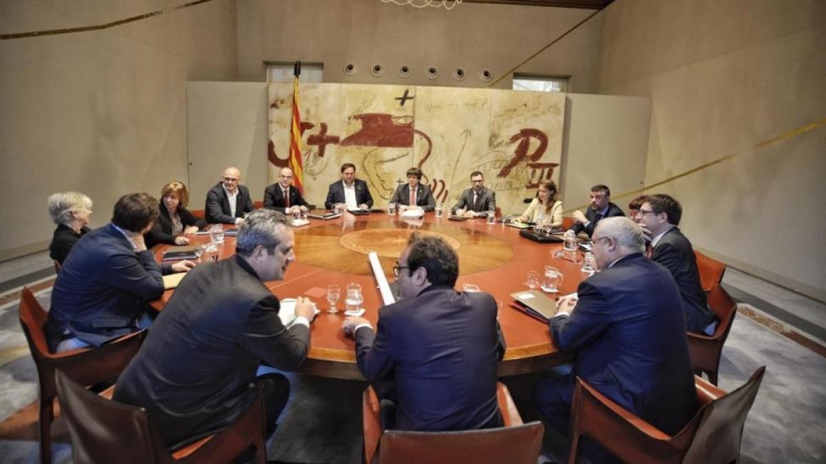 Última reunión del Consejo Ejecutivo antes de su destitución-FERRAN SENDRA
