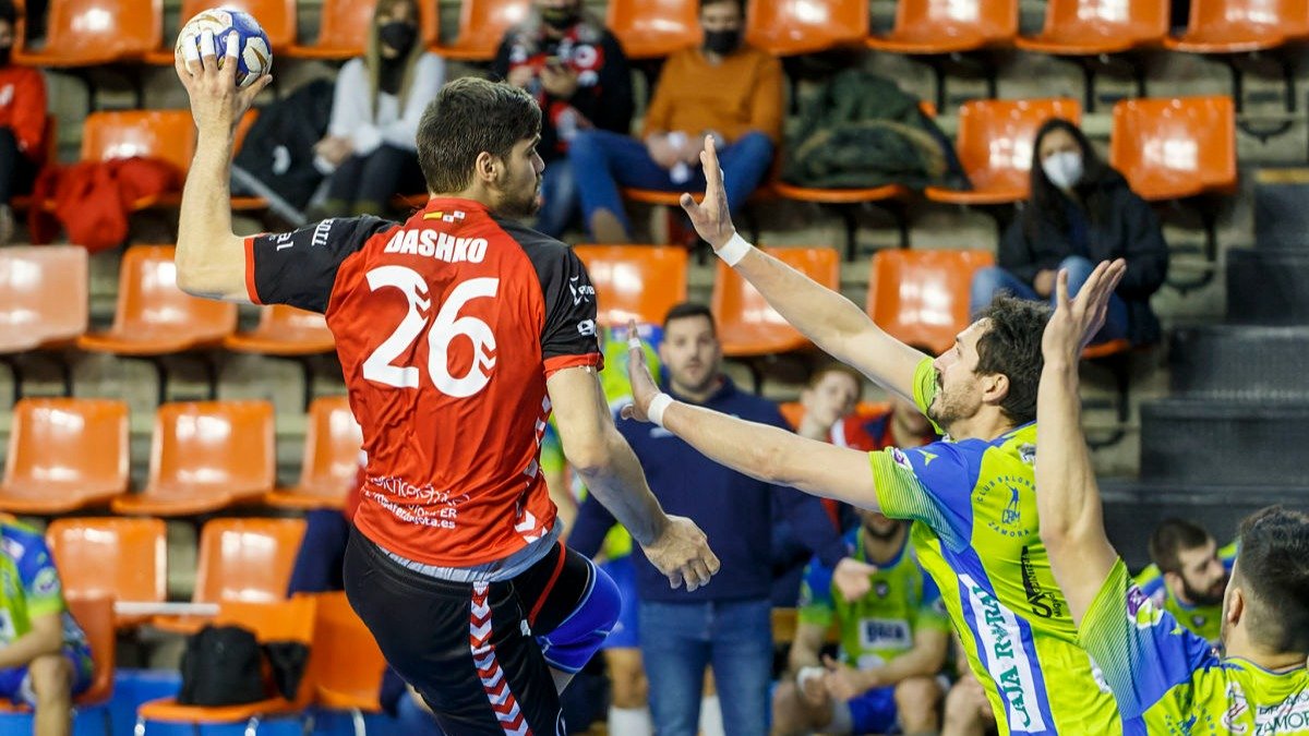 Dashko, con 8 tantos, fue el máximo goleador del encuentro. SANTI OTERO