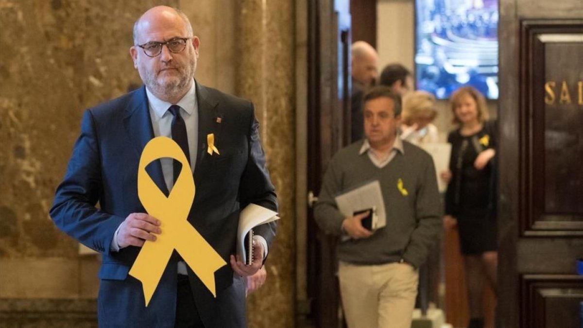 El portavoz adjunto de JxCat, Eduard Pujol, este miércoles en el Parlament.-/ MARTA PEREZ