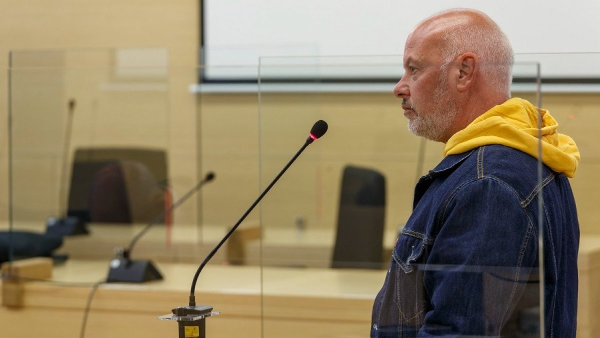 Agustín H., asesino confeso de su esposa Ana Belén, declara por su presunta agresión a dos mujeres con un martillo en Miranda. SANTI OTERO