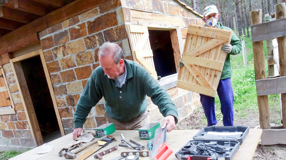 El centro contará con un espacio expositivo que explicará el proceso de la pez naval. CABAÑA REAL DE CARRETEROS
