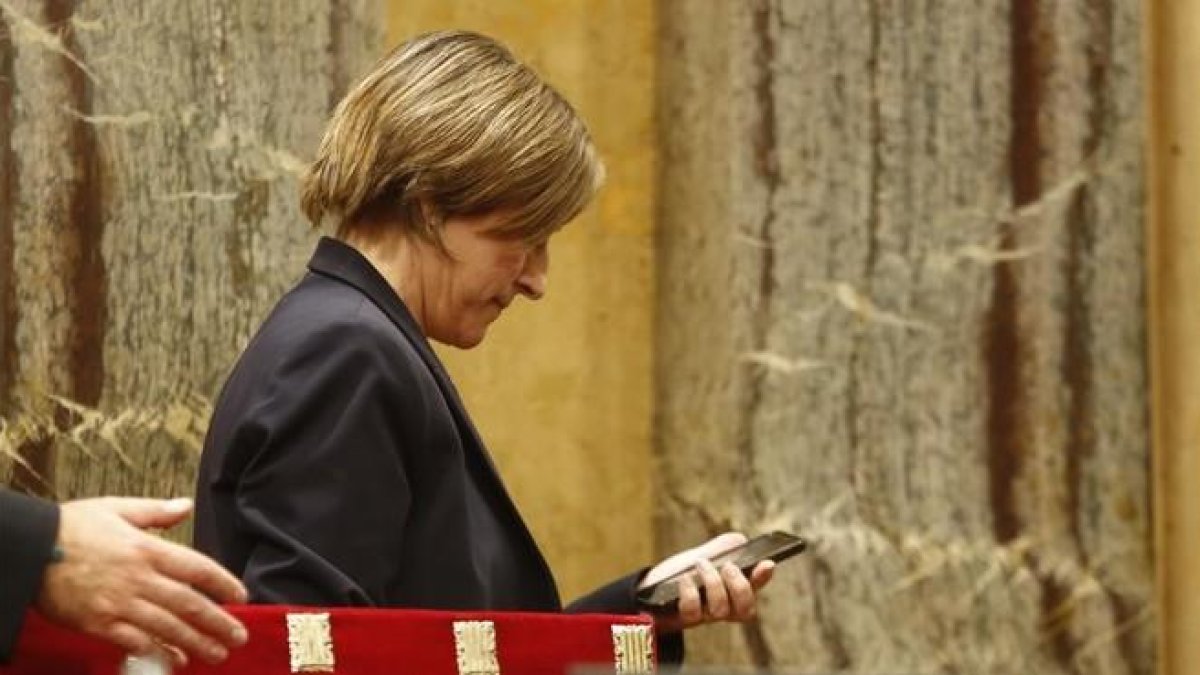 La presidenta del Parlament, Carme Forcadell.-FERRAN NADEU