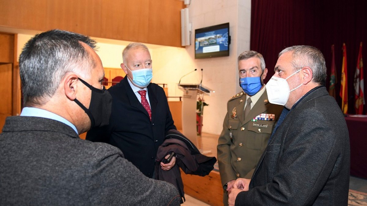 Inauguración de las XXIII Jornadas de Derecho, Política y Defensa 'Las Fuerzas Armadas ante la pandemia del Covid-19'. RICARDO ORDÓÑEZ / ICAL