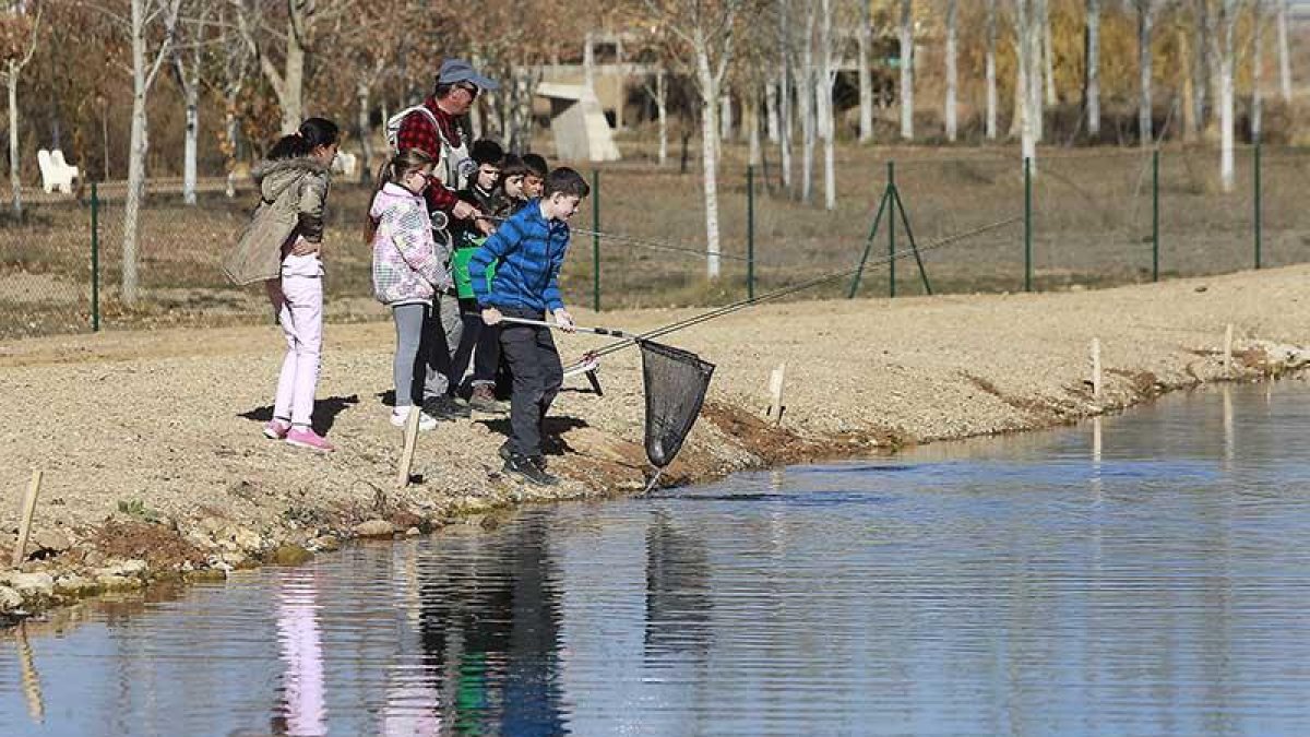 El lago que completa el museo de Pisódica es uno de los nuevos reclamos turísticos de la villa melgarense.-R.O.