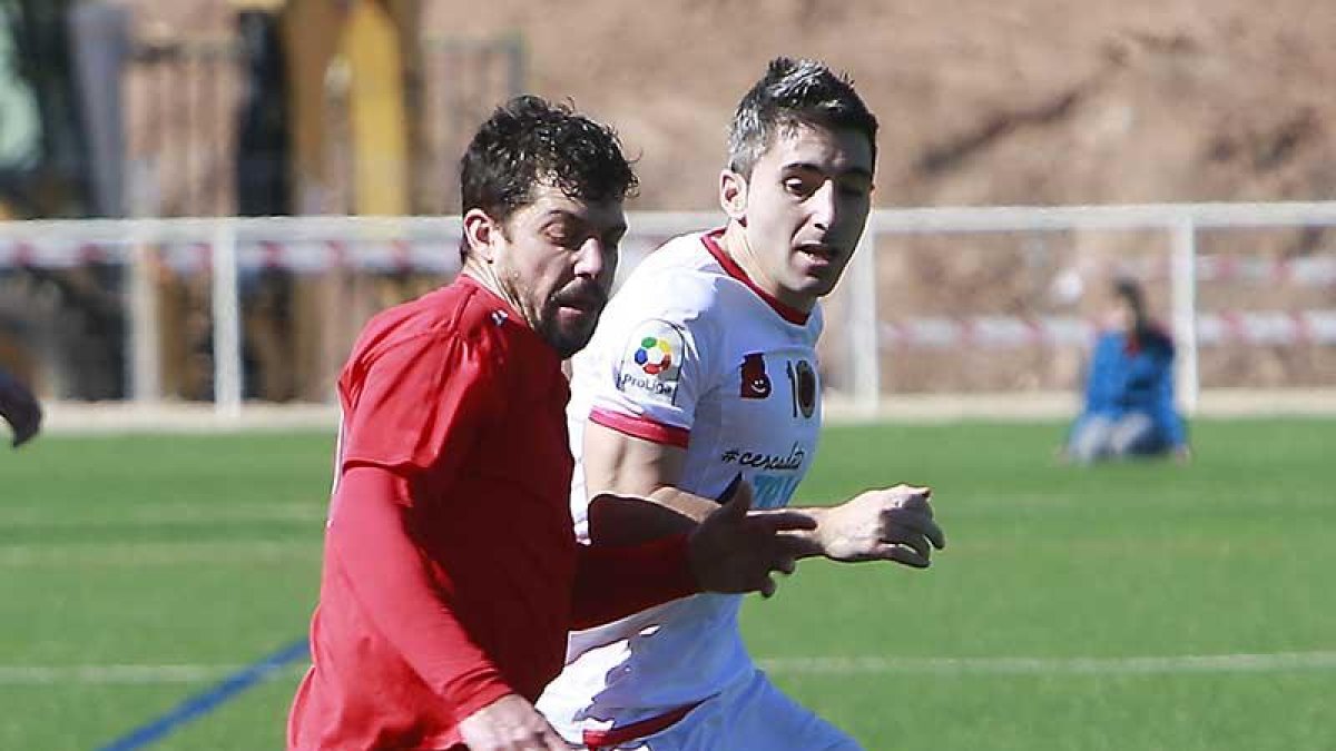 Un lance del encuentro Atrio Bupolsa - Real Burgos.-Raúl G. Ochoa