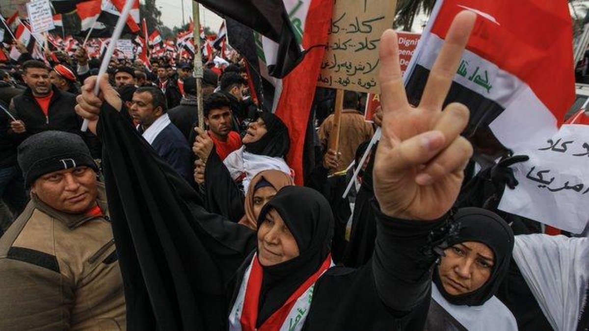 Manifestantes en Bagdad durante las protestas.-EUROPA PRESS