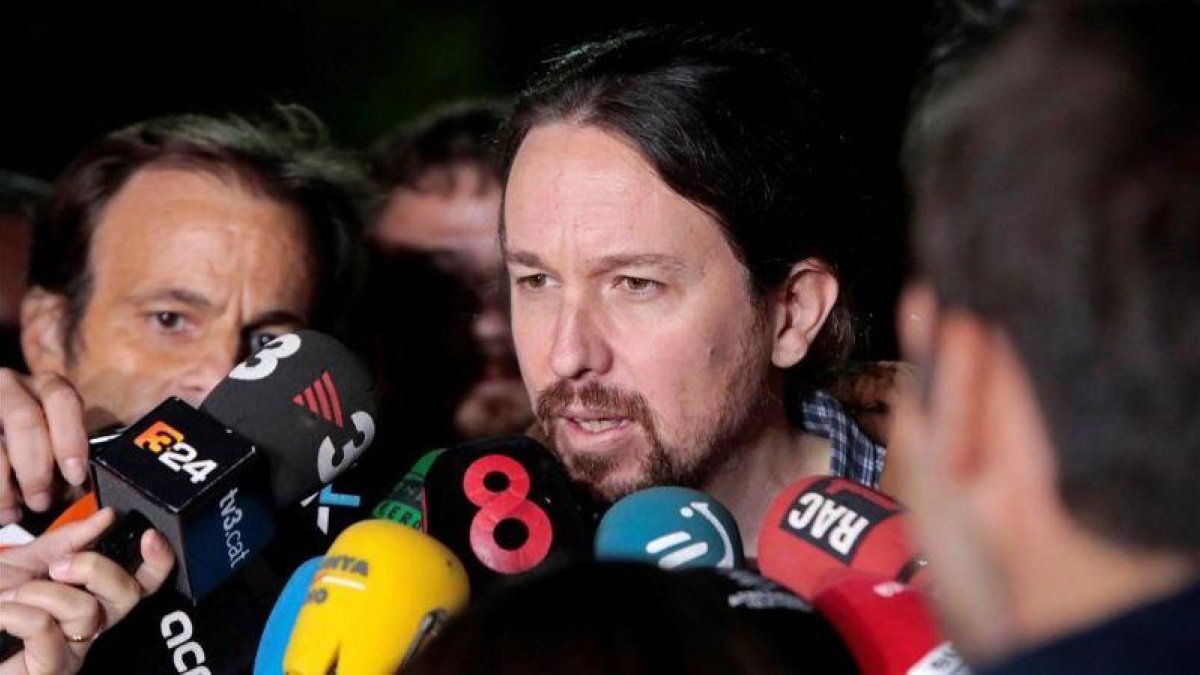 Pablo Iglesias, a su salida de la prisión de Lledoners el 19 de octubre.-SUSANNA SÁEZ (EFE)