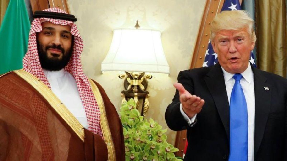 El príncipe saudí Mohamed bin Salmán y el presidente Donald Trump, en el Ritz Carlton de Riad, el 20 de mayo del 2017.-REUTERS / JONATHAN ERNST