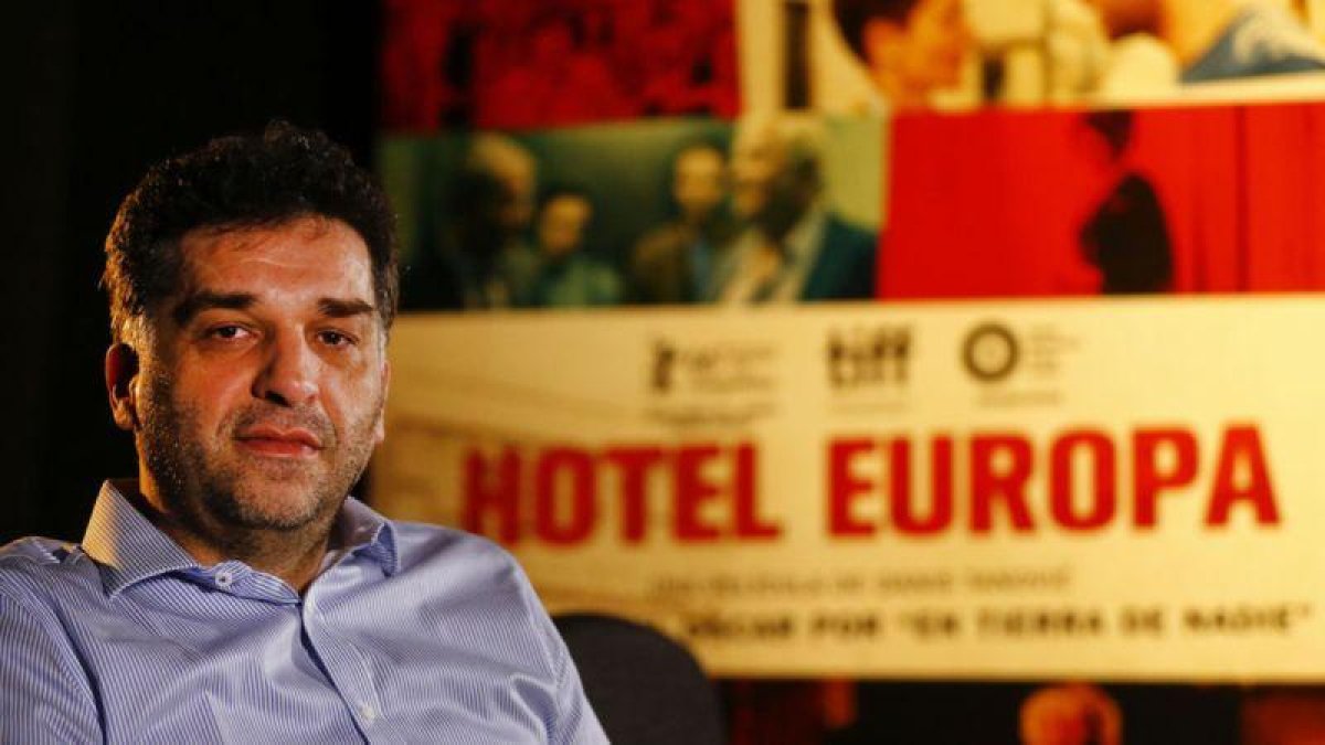 El director bosnio Danis Tanovic, en la presentación en Madrid de 'Hotel Europa'.-EFE