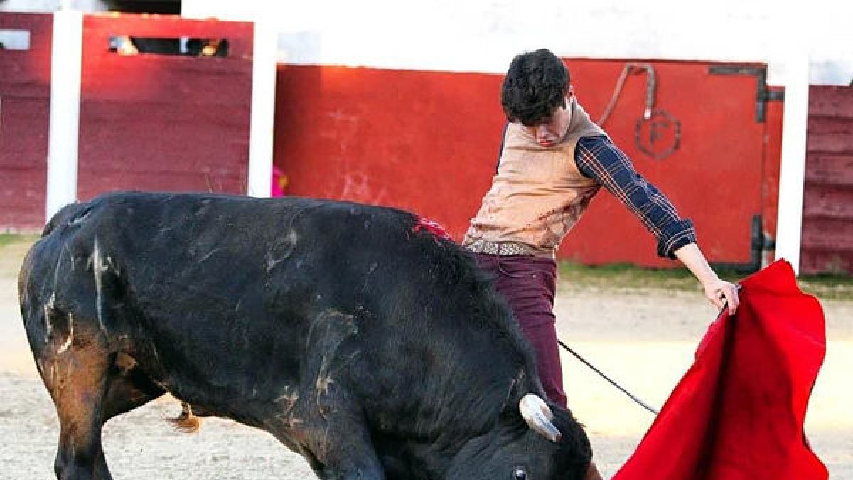 El miembro más joven de la saga Jarocho se prepara para la temporada. ECB