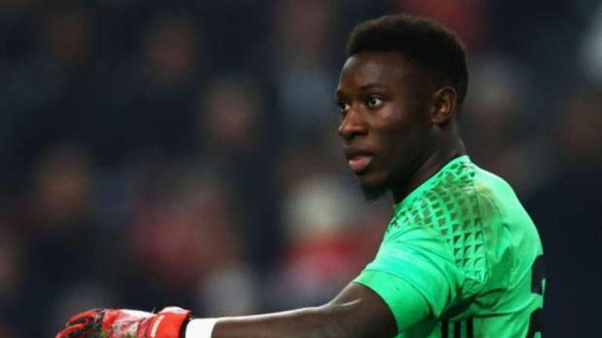 Onana, portero del Ajax-EL PERIÓDICO