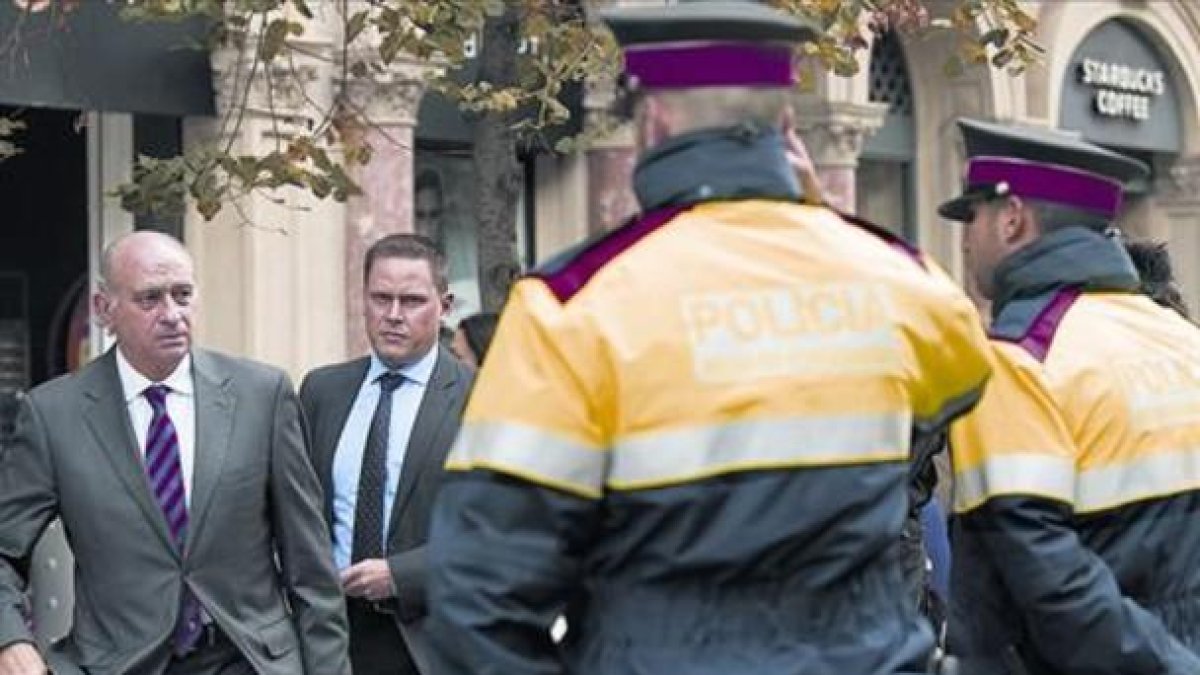 Jorge Fernández Diaz (izquierda).-ALBERT BERTRAN