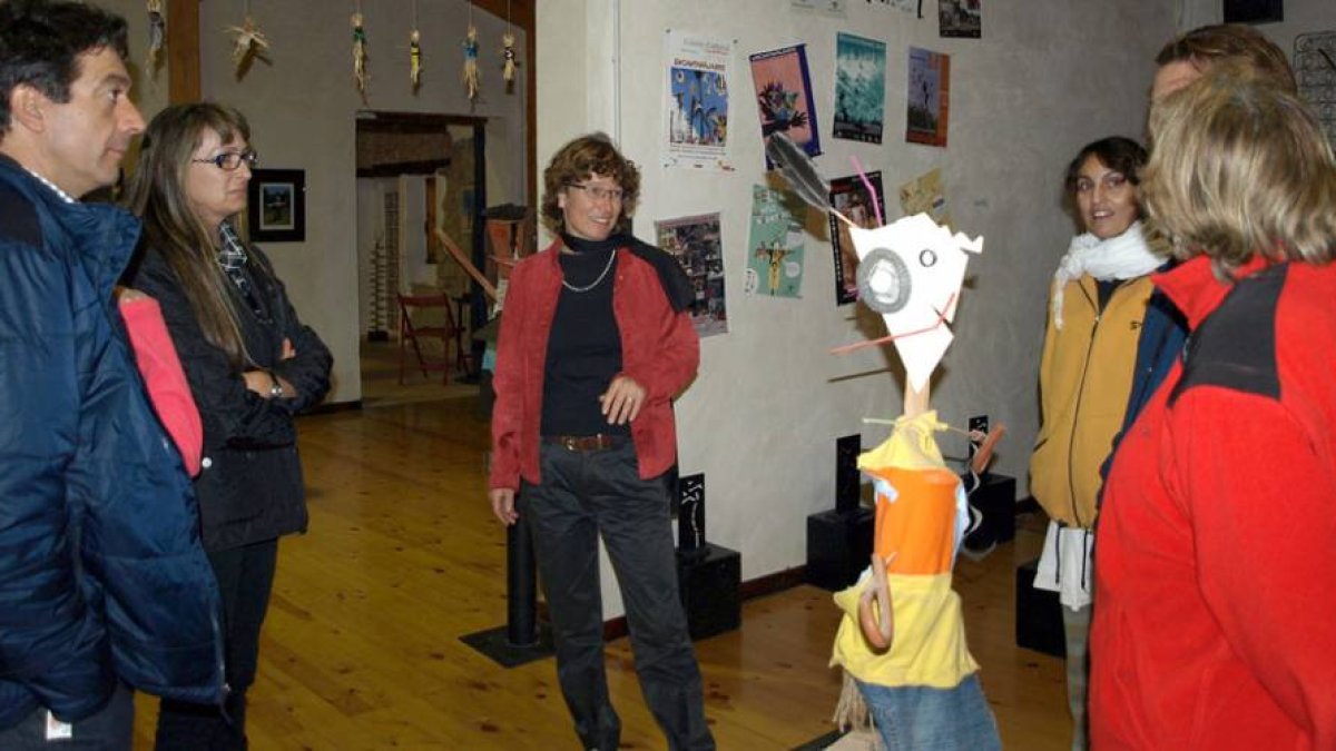 Dorien Jongsma en la inauguración de la exposición conmemorativa del los diez años del concurso Encantapájaros en El Hacedor.-G. G.