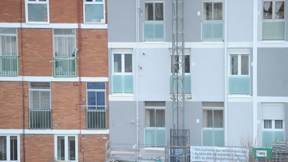 Más de la mitad de las reformas visadas han sido envolvente de edificios. ILM