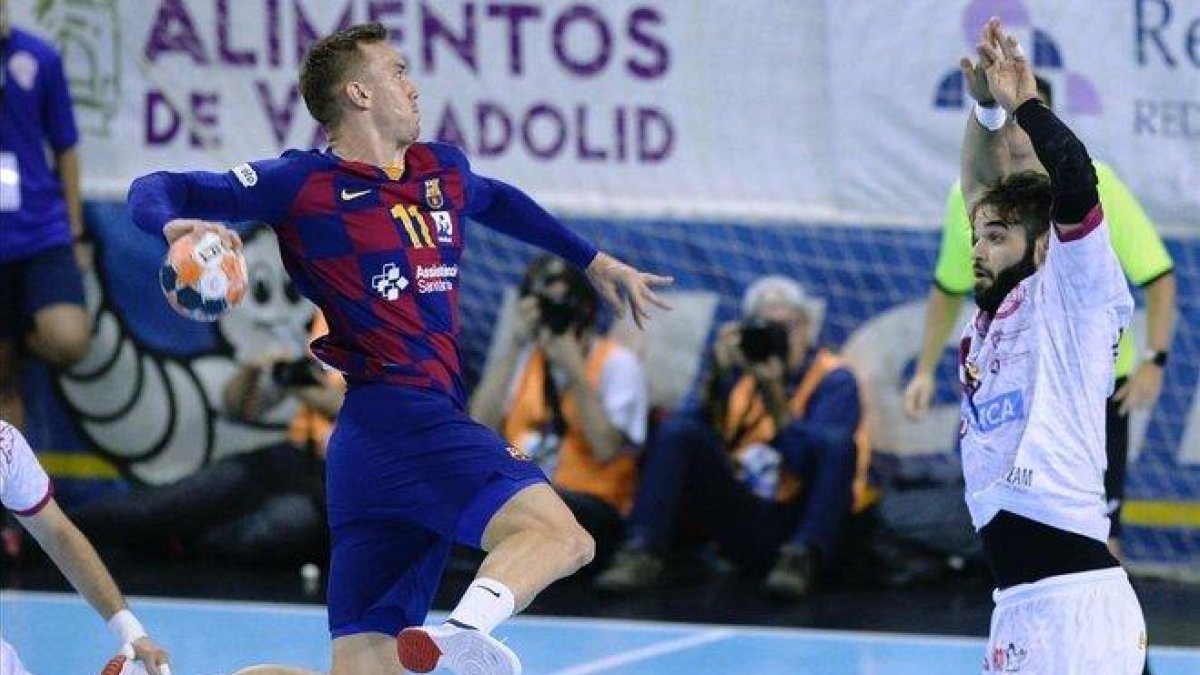 Lanzamiento del azulgrana Andersson.-