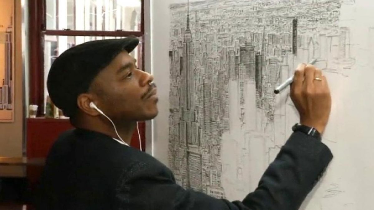 Stephen Wiltshire es capaz de dibujar ciudades enteras tras observarlas durante 45 minutos.-ATLAS
