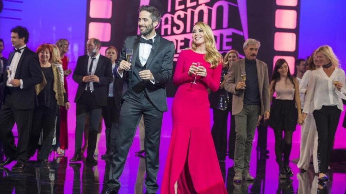 Roberto Leal y Berta Collado presentan el especial de TVE-1 'Telepasión va de cine'-TVE