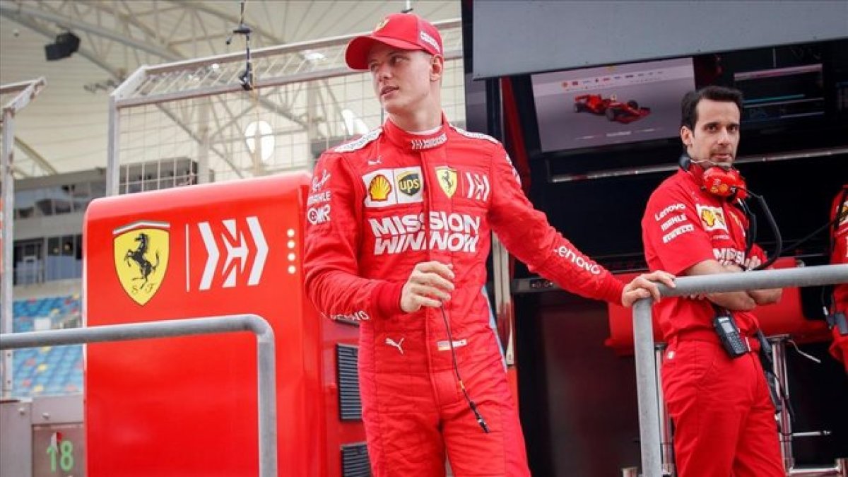 Mick Schumacher al volante del Ferrari, en Baréin.-
