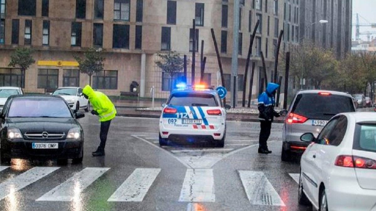 Control de Policía Local en Burgos. ICAL