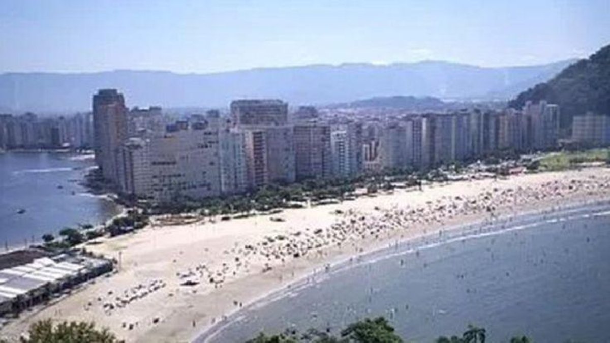 Playa del Itararé, en Sao Vicente.-