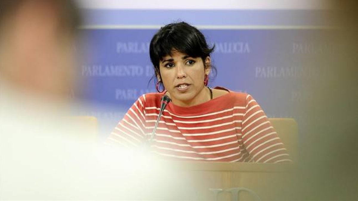 Más de 500 cargos públicos e internos de Podemos apoyan un manifiesto que reclama una consulta sobre el reglamento de primarias para elegir a los candidatos de las elecciones generales. Entre los firmantes figuran las secretarias generales del partido en -Foto: EFE/ RAUL CARO