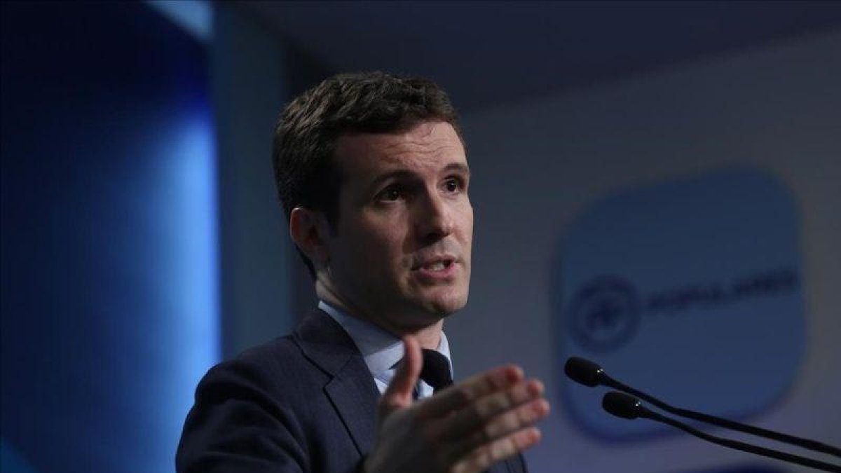 El vicesecretario de comunicación del PP, Pablo Casado, en una rueda de prensa reciente.-DAVID CASTRO