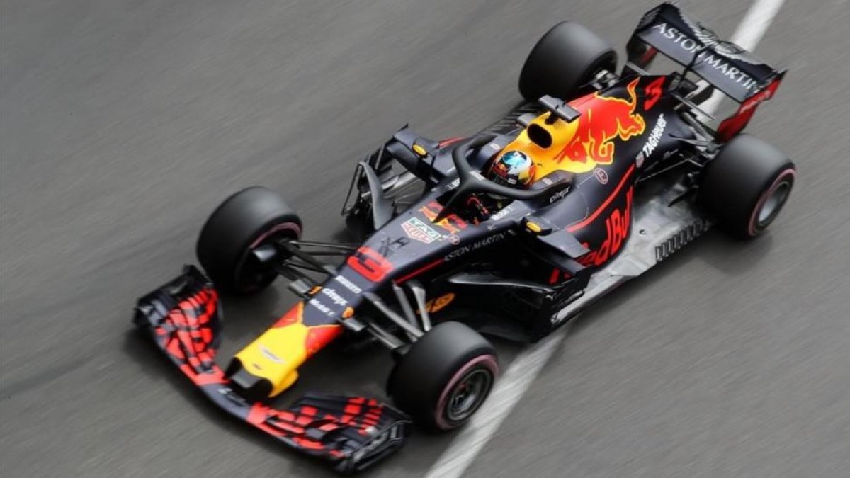 Daniel Ricciardo y su Red Bull-Renault, durante el GP de Mónaco de F-1. /-AFP / VALERY HACHE