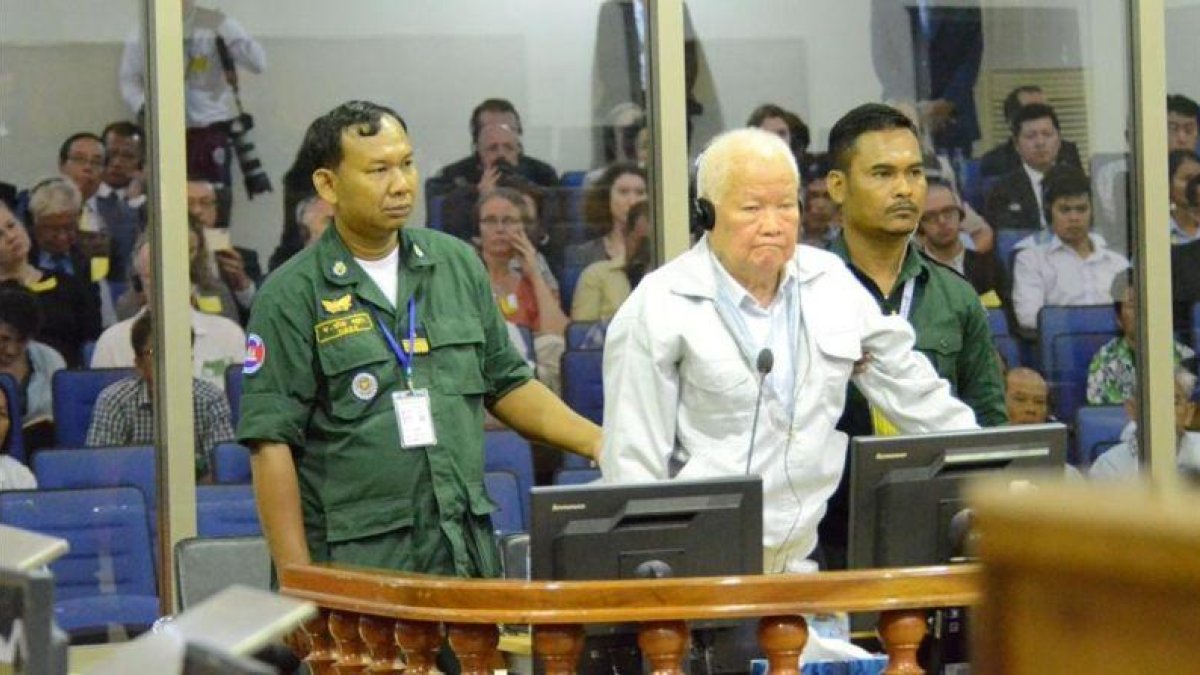 Khieu Samphan mientras esperaba el veredicto de culpabilidad.-REUTERS