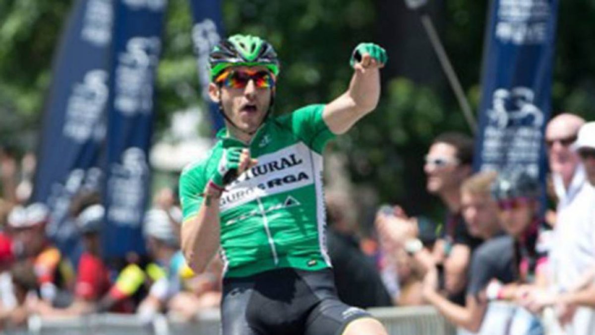 Carlos Barbero celebra su victoria en Filadelfia-