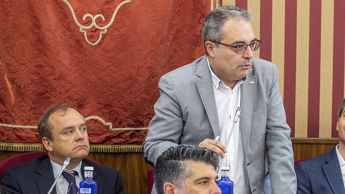 Los concejales de Vox en el Ayuntamiento de Burgos en una imagen de archivo.
