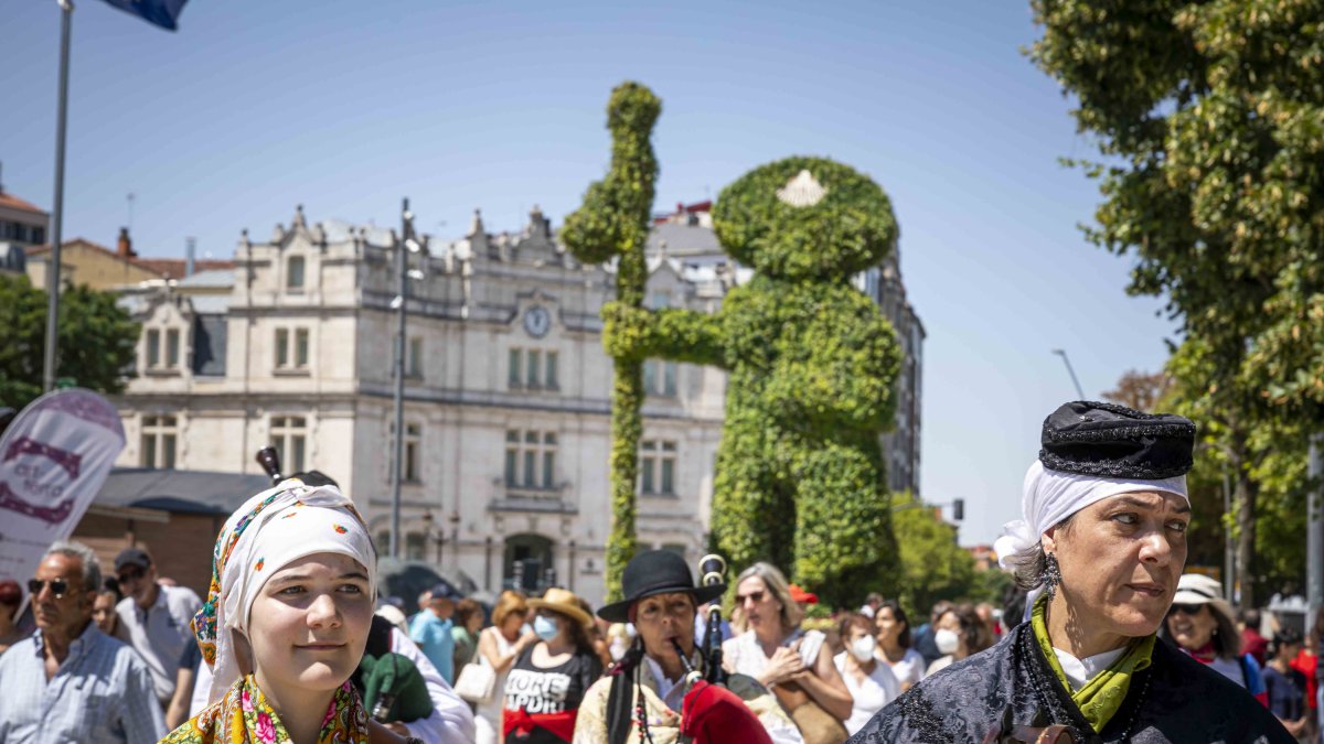 Inauguración peregrino vegetal. FOTOS: Fundación VIII Centenario