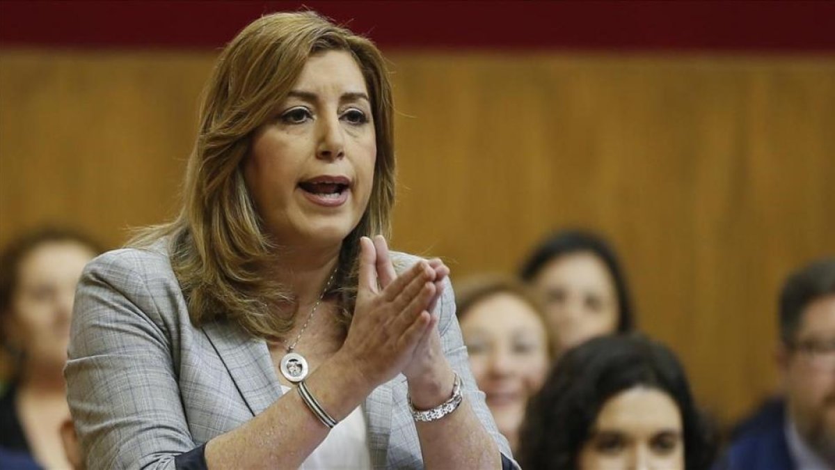 La presidenta de la Junta de Andalucía, Susana Díaz, en el Parlamento autonómico.-JOSÉ MANUEL VIDAL