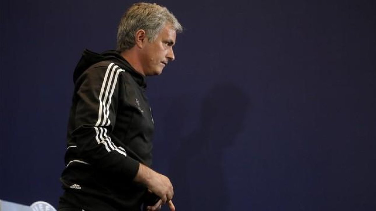 Mourinho, cuando entrenaba al Chelsea.-