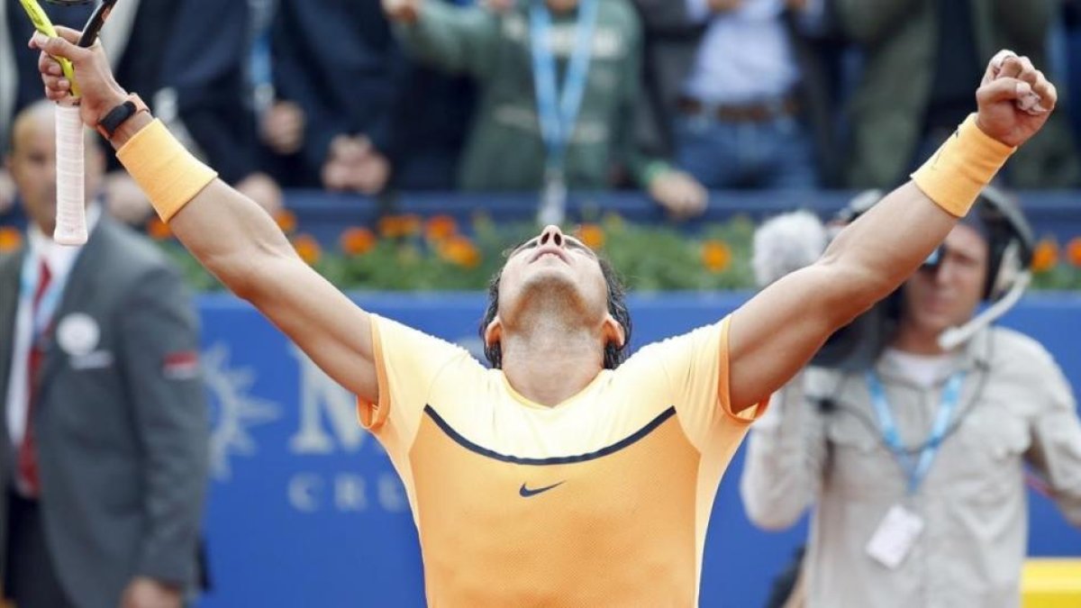 Rafael Nadal celebrando un punto conseguido en la pasada edición del Barcelona Open Banc Sabadell.-ANDREU DALMAU