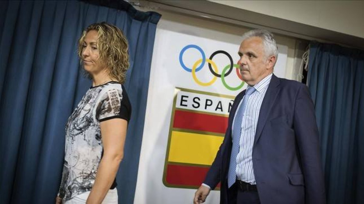 Gala León y José Luis Escañuela, en una rueda de prensa en Madrid.-Foto: EFE / FERNANDO VILLAR