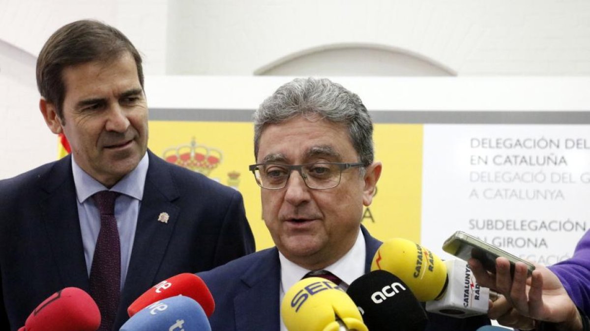 El delegado del Gobierno en Catalunya, Enric Millo, critica a Puigdemont por pensar que los votos lo han exculpado de las acusaciones que le formula Fiscalía.-XAVIER PI (ACN)