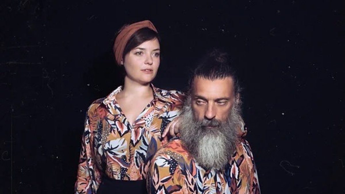 María Blanco Uranga y Txarlie Solano (Mäbu) actúan el viernes en Burgos. JULIO GÁRNEZ