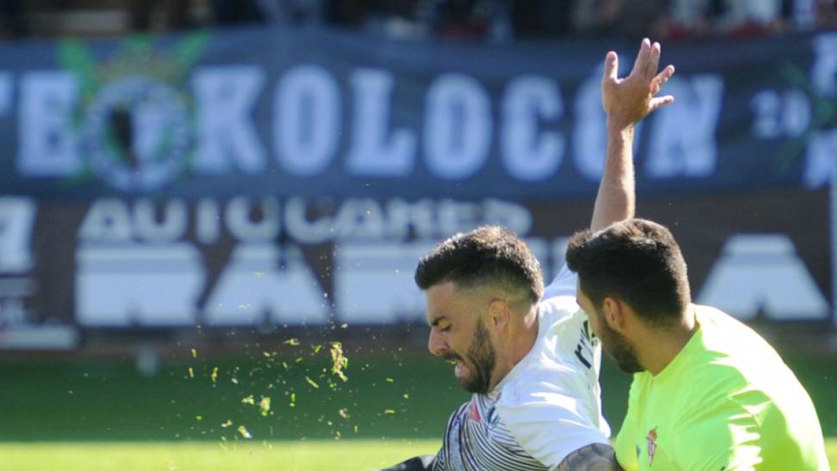 Adrián Hernández es el pichichi blanquinego-Israel L. Murillo