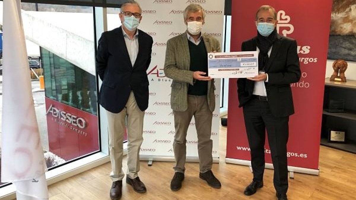Entrega del donativo de Adisseo a Cáritas en la navidad de 2020. / ECB
