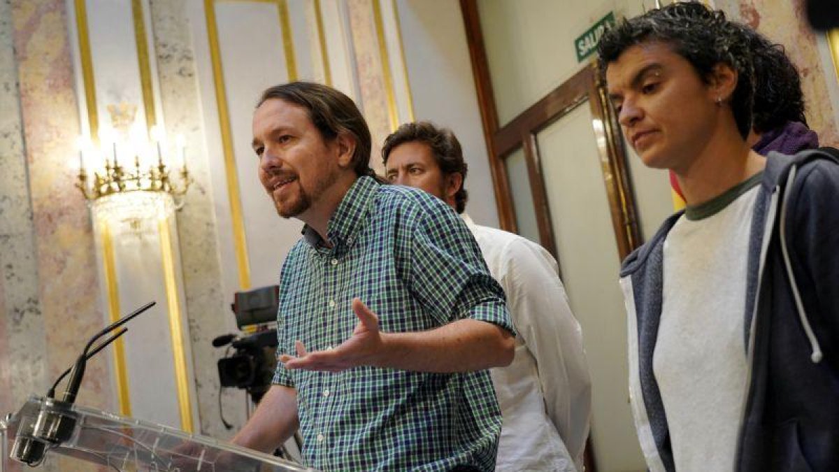 Pablo Iglesias hace declaraciones en el Congreso de los Diputados. Pablo Iglesias hace declaraciones en el Congreso de los Diputados.-JOSE LUIS ROCA
