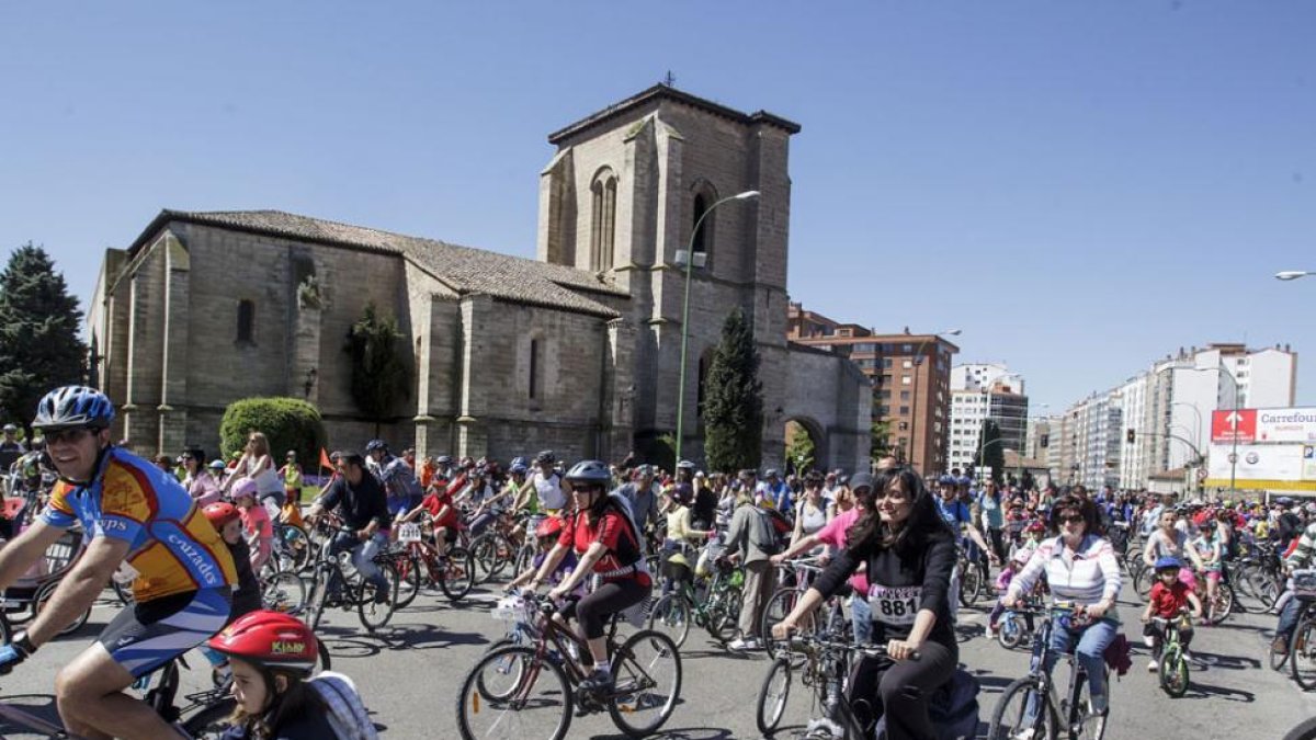 Imagen de la edición anterior de la marcha ciclista solidaria.-RAÚL G. OCHOA