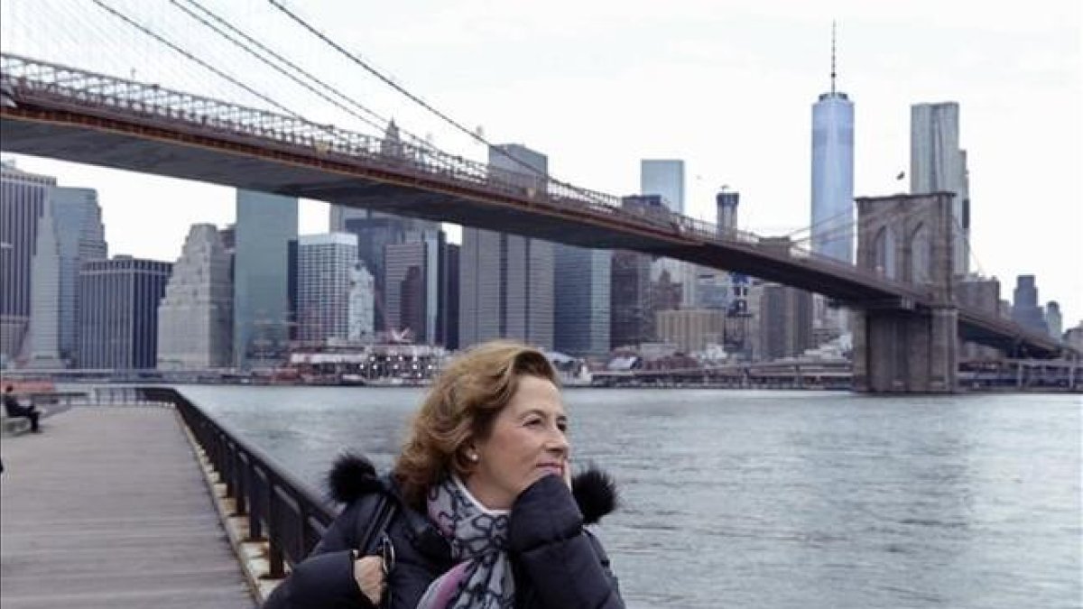 Julia Navarro en Nueva York.-EFE / JUAN FERNÁNDEZ