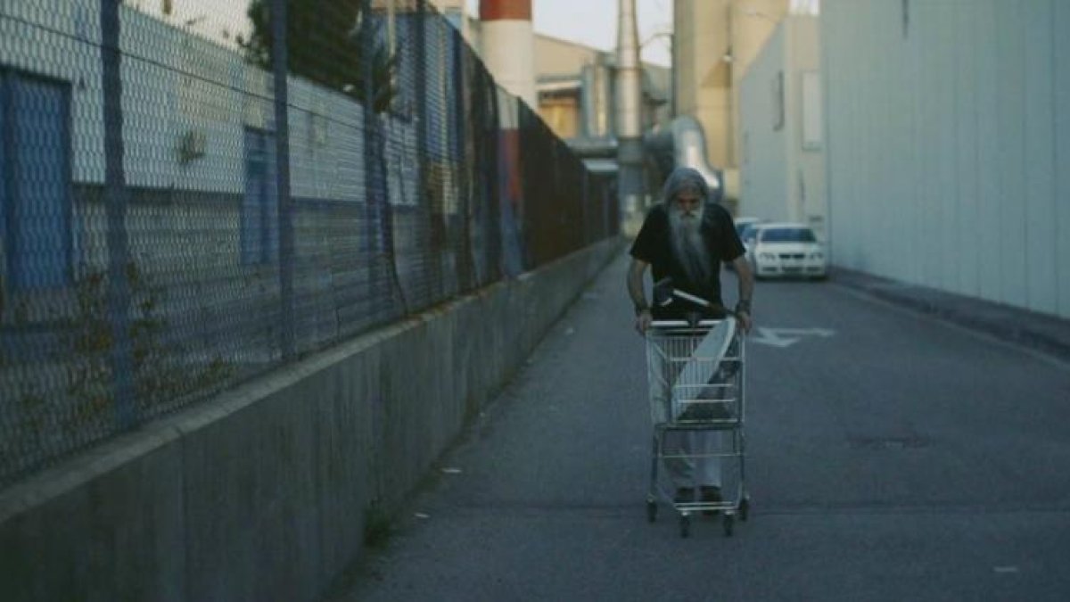 El músico burgalés Mario Mayoral es el protagonista del videoclip.-