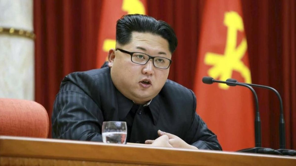 Kim Jong-un, durante un discurso en Pionyang, el 12 de enero.-EFE / RODONG SINMUN