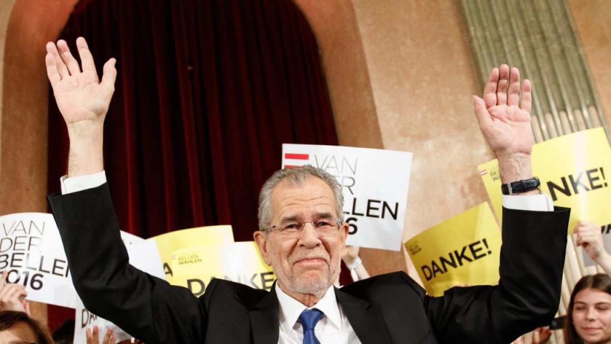 El ecologista Alexander van der Bellen, el pasado domingo, en Viena.-EFE / FLORIAN WIESER
