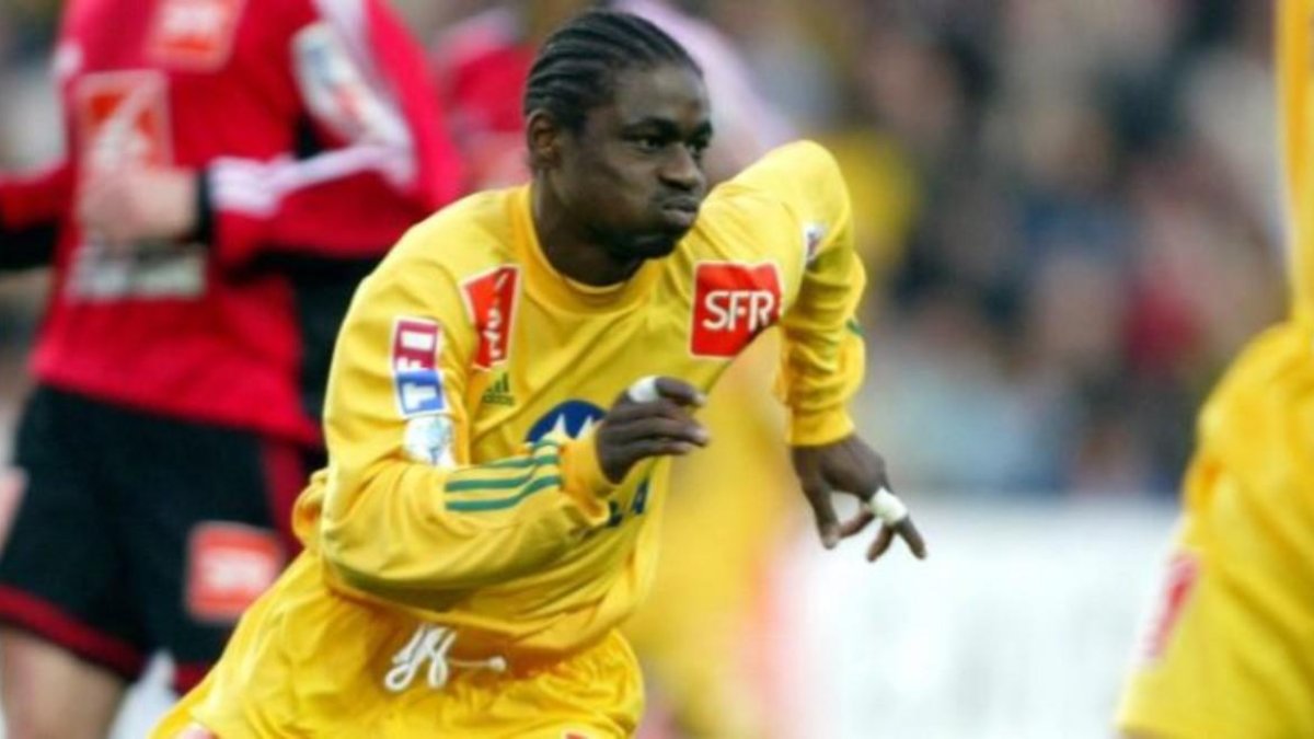 Shiva NZigou, en un partido con el Nantes.-KOKO TV