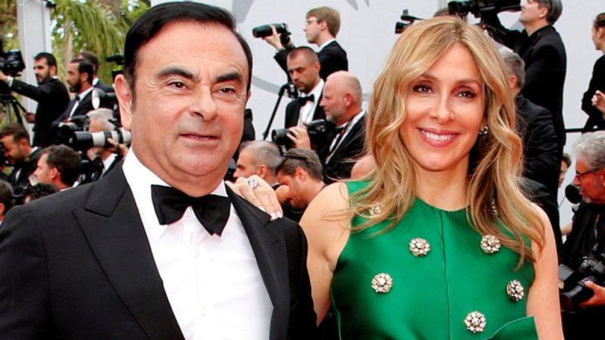 Carlos Ghosn y su esposa Carole en un acto.-X00211